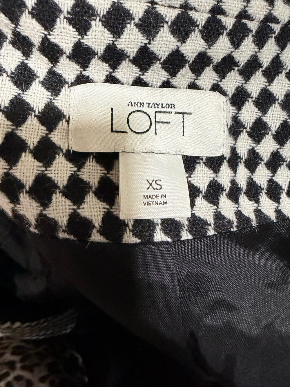 Ann Taylor LOFT Black & White Geometric Print Coat Size XS - Picture 4 of 4